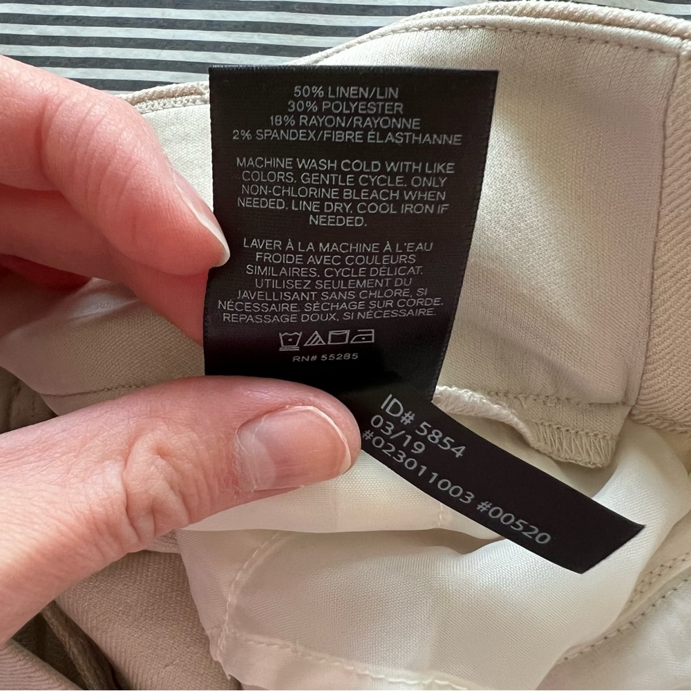 Express Linen Blend Mid Rise Shorts - Picture 7 of 8
